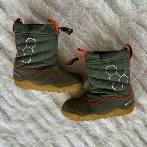 Vivobarefoot Toddler Lumi winter Boots - Olive and orange